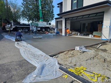 Maple Valley commercial concrete delivery available in WA near 98038